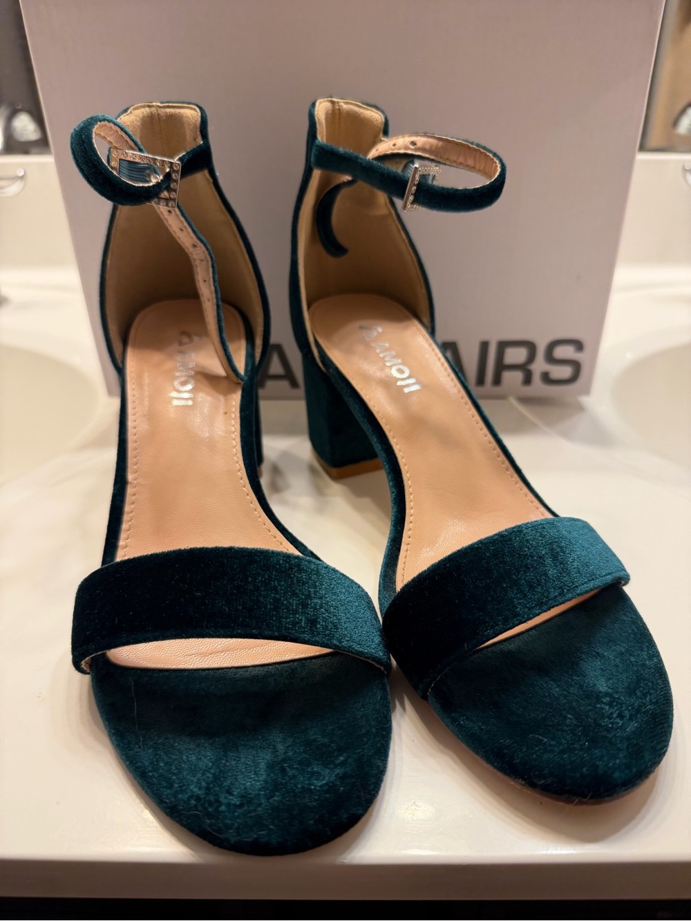 Deep green Velvet Ankle-Strap Block Heel Sandals